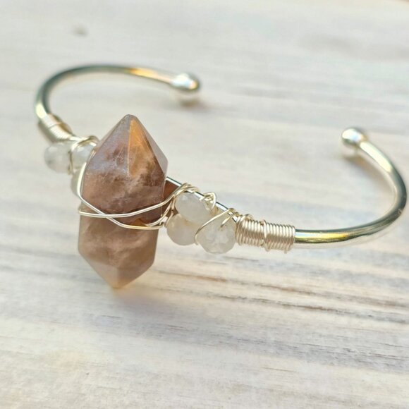 Sunstone & Moonstone Wire Wrap Cuff – 925 Over Copper – Joy & Intuition Talisman - Picture 5 of 12